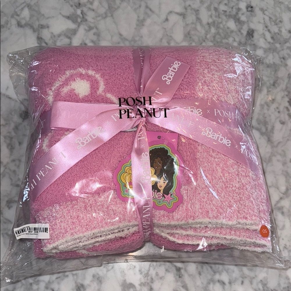 NWT POSH PEANUT BARBIE LOVE LUXE CUDDLE PATOO- JACQUARD BLANKET
